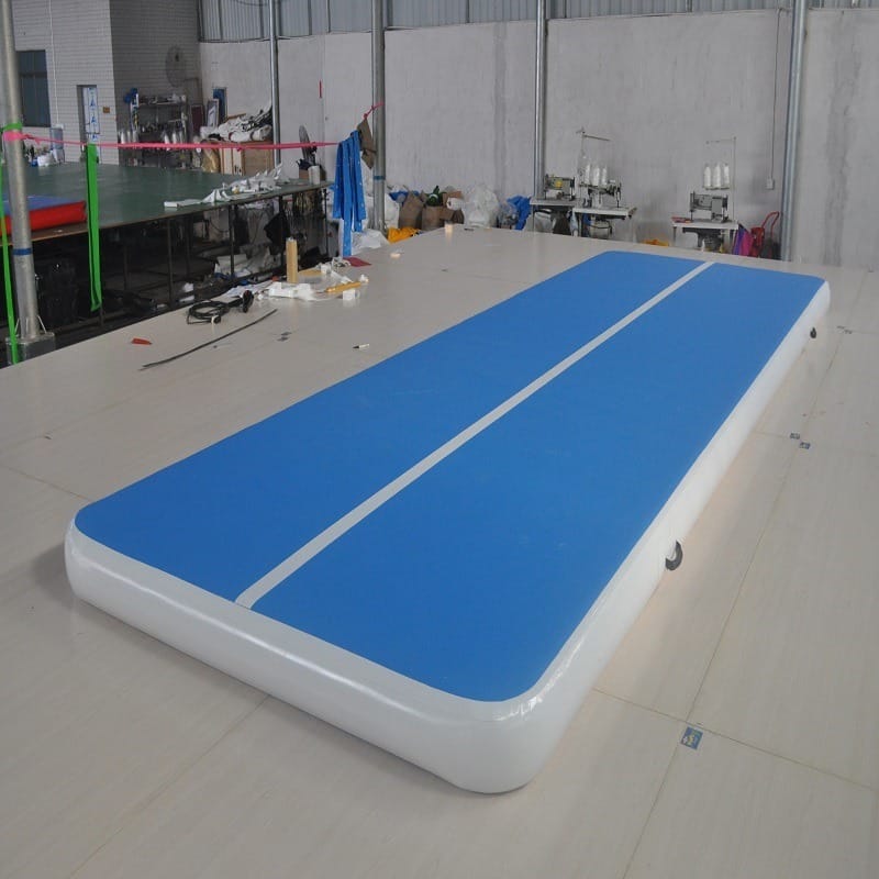 Inflatable gymnastics mat 4